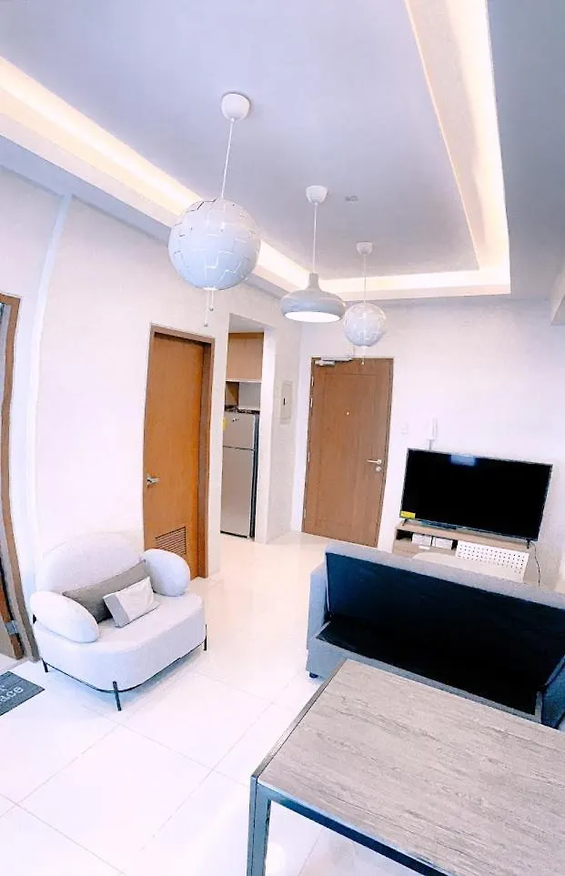 Homey 1Bedroom Bgc Condo - Minimum 2 Nights Stay Manila