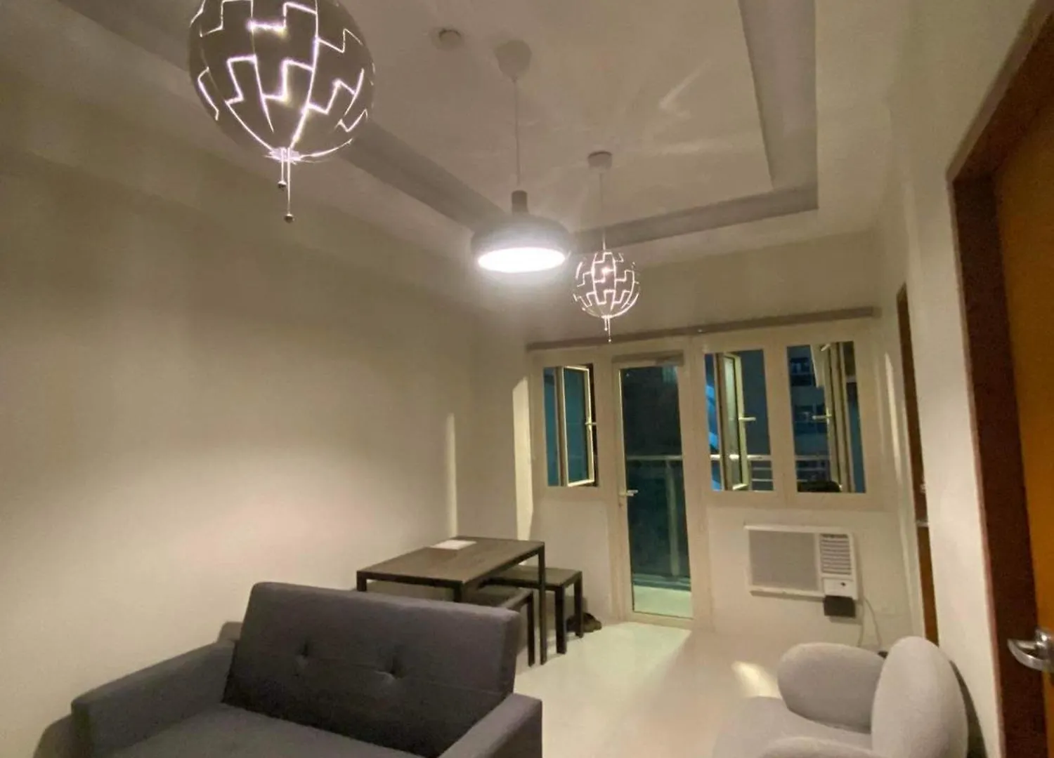 Homey 1Bedroom Bgc Condo - Minimum 2 Nights Stay Manila